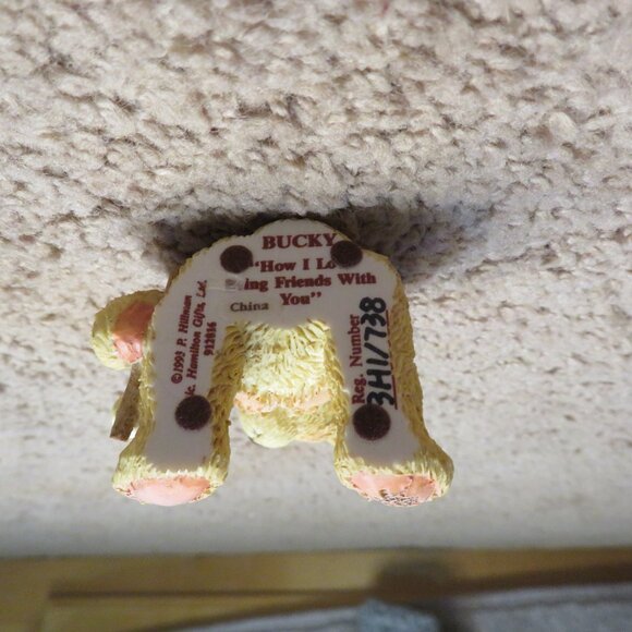 "How I Love Being Friends with You" Bucky Native Bear Figurine 1993 Hillman - Picture 3 of 4